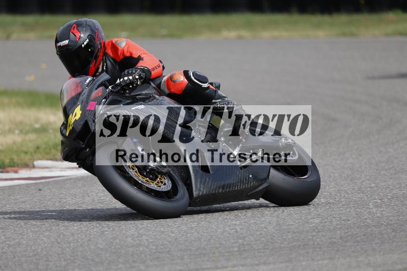 /19 06.06.2026  TZ Motorsport ADR/Gruppe rot/44